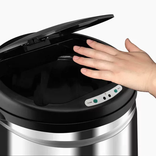 Cestino per rifiuti in acciaio inox con sensore senza contatto da 30L - Vari formati