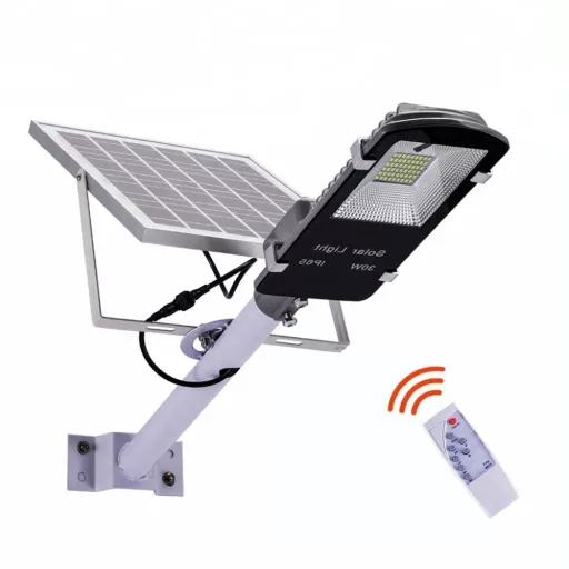 Illuminazione Solare da Esterno con Telecomando - Impermeabile IP65, 110 LED, 3 Dimensioni Disponibili