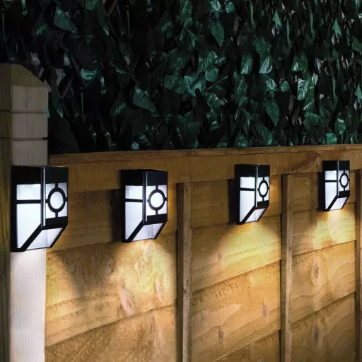 Set di lampade solari da esterno 4 pezzi - Design moderno nero, senza fili ed ecologico