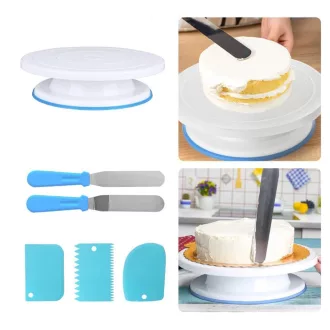   Set di utensili e stampi per la cottura e decorazione di torte da 379 pezzi