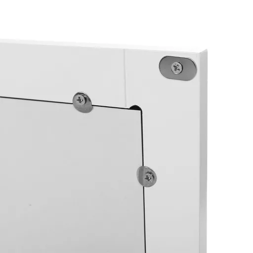 Armadio da bagno bianco a muro con specchi e ripiano regolabile